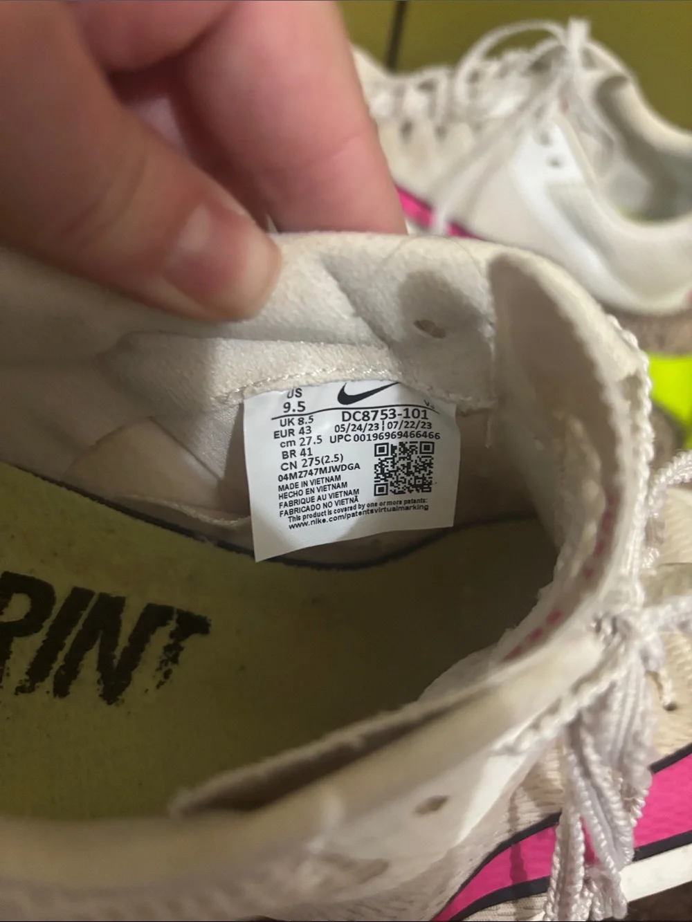 Nike see pictures